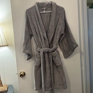 Stars Above Greg fluffy robe. Size M/L.